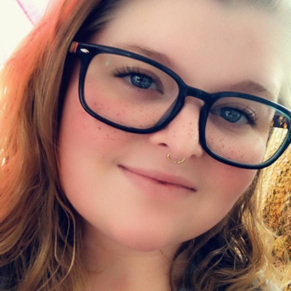 Meet your Posher, Jessica - Picture 1 of 1